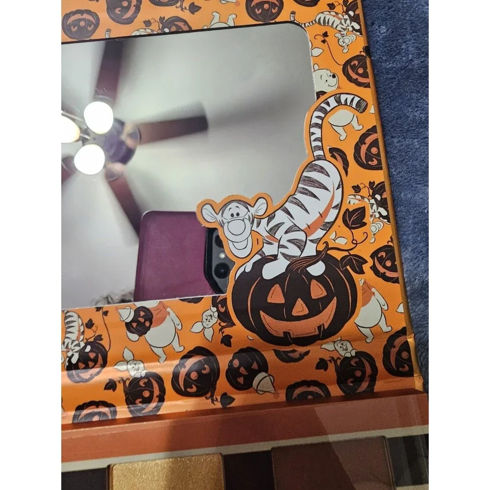 Disney Winnie the Pooh Halloween Eyeshadow Palette Pressed Powder 0.74 oz